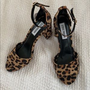 Steve Madden leopard suede heels